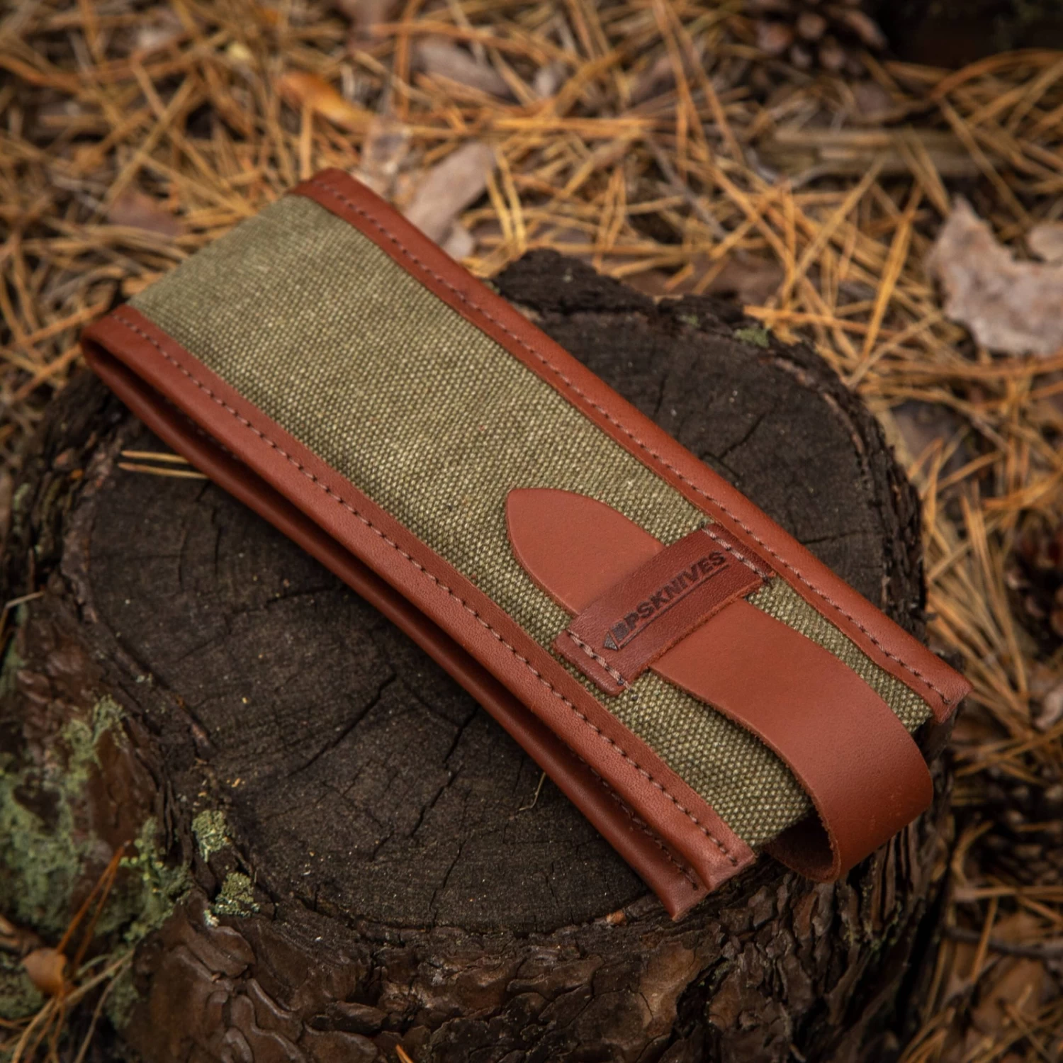 BPS Knives Knife Sharpening Kit, 240/800 Grit Stones, Leather Strop, Compound, Nylon Case 5 BPS Knives Knife Sharpening Kit, 240/800 Grit Stones, Leather Strop, Compound, Nylon Case - Image 3